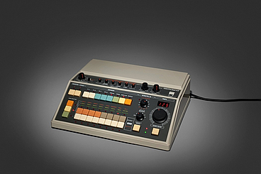Roland CR-8000 Drum Machine